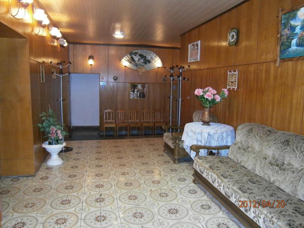 Uulu 白屋旅舍旅舍 外观 照片